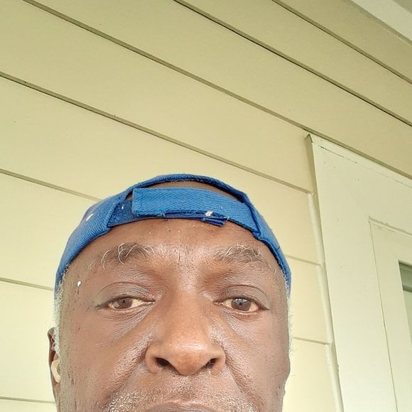 Meet your Posher, Kenneth - Picture 1 of 1